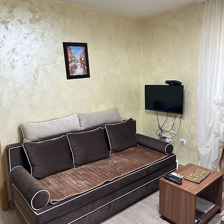 Imperija Apartamento Kragujevac Exterior foto