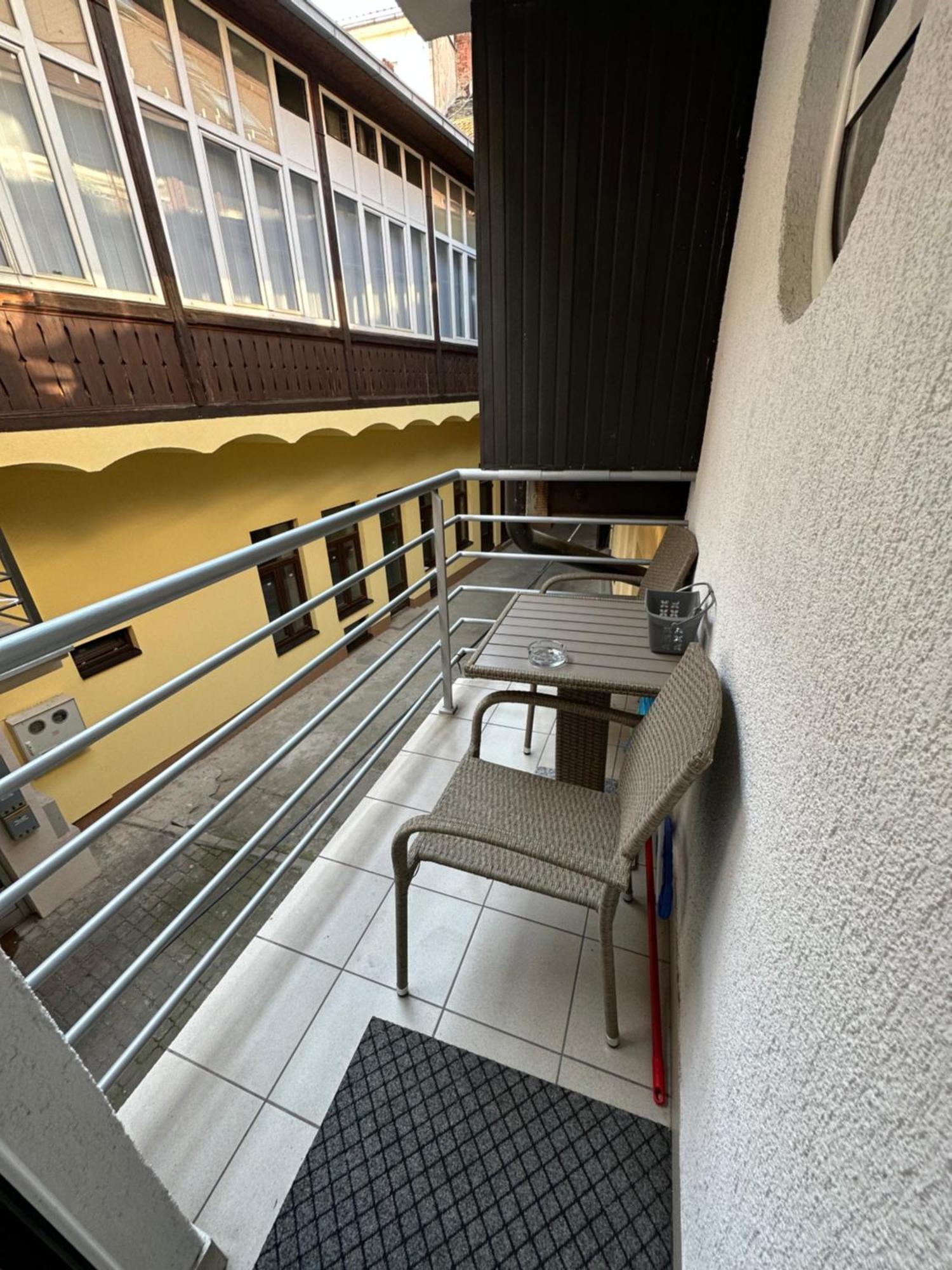 Imperija Apartamento Kragujevac Exterior foto